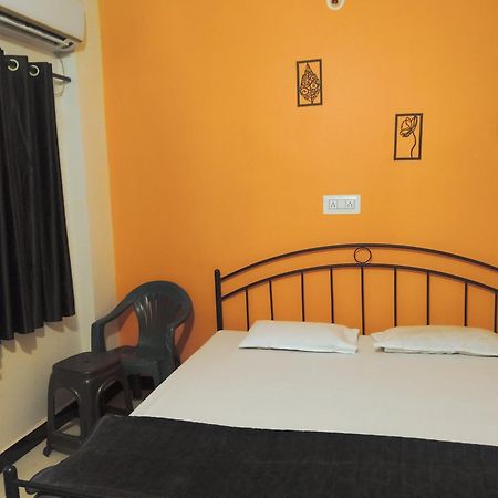 Shivlok Guest House Ujjain Dış mekan fotoğraf